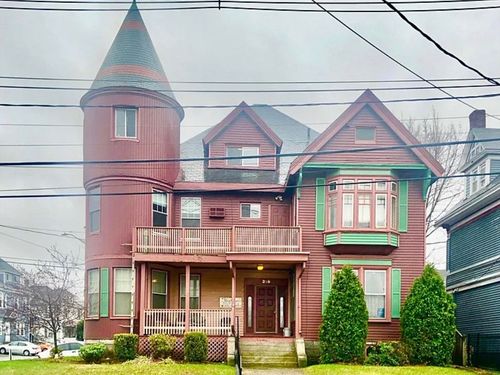 204-318 Pawtucket Street, Lowell, MA, 01854 | Card Image