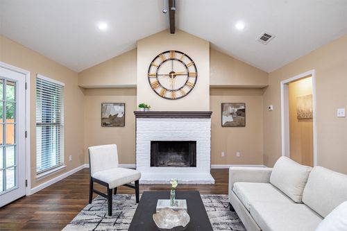 3329 Fontaine St, Plano, TX, 75075-6214 | Card Image