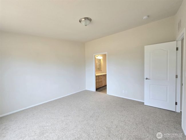 Prime bedroom suite | Image 16