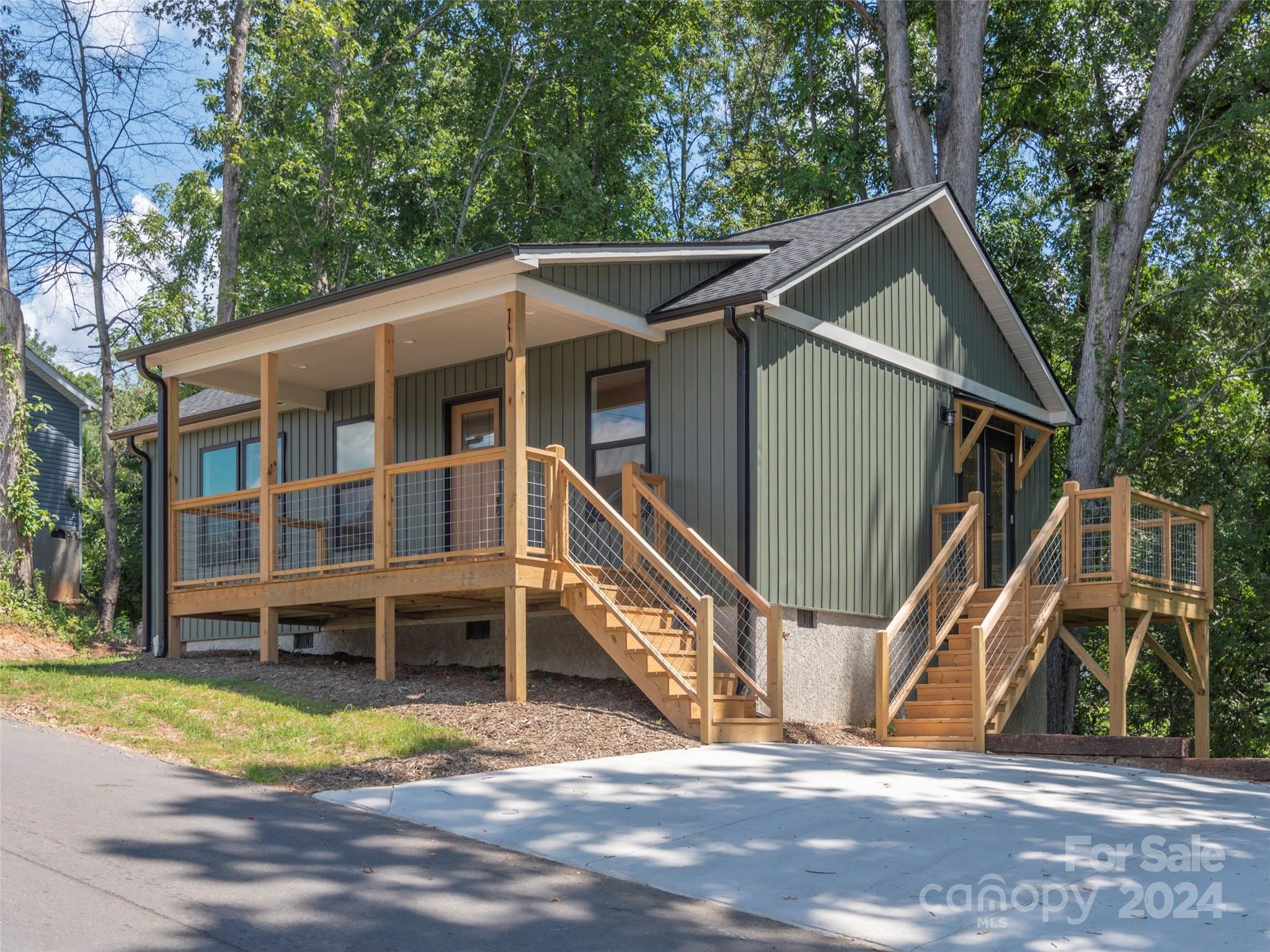 Craven Rd, Waynesville, NC 28786