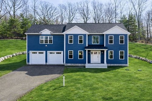 2 Bc Ln, Berkley, MA, 02779 | Card Image