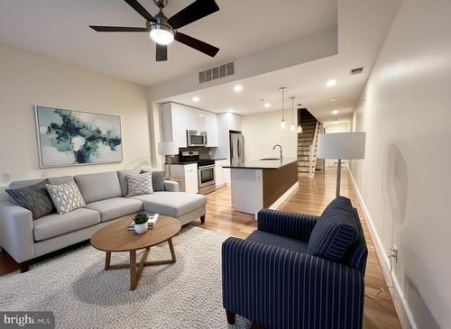 apt-4-112 Market St, PHILADELPHIA, PA, 19106-3131 | Card Image