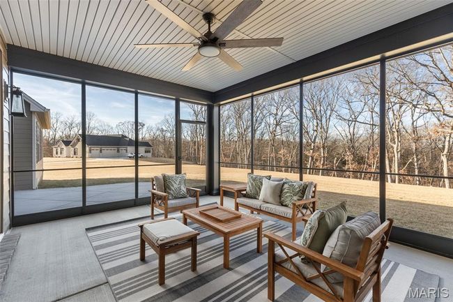 Photo representation of similar home. Some features shown may be optional. | Image 17