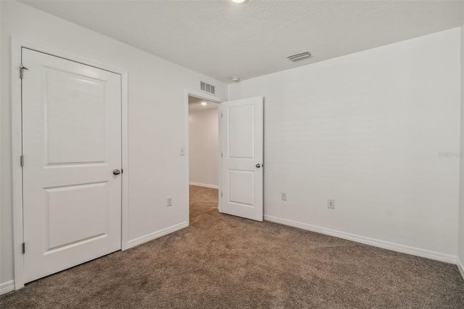 8027 Broad Pointe Dr, House other with 3 bedrooms, 2 bathrooms and null parking in Zephyrhills FL | Image 10