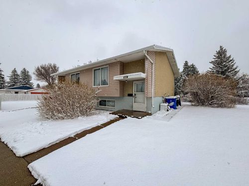 1408 &amp; 1410 15 Ave N, Lethbridge, AB, T1H1W1 | Card Image