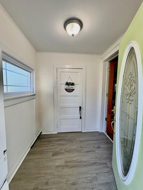 25 Highland Ave, Rock Glen, NY, 14550-9812 | Card Image