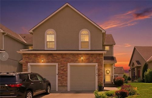 12719 Walker Ave, Kansas City, KS, 66109-4100 | Card Image