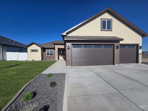 563 Full Moon Way, Twin Falls, ID, 83301-8449 | Card Image