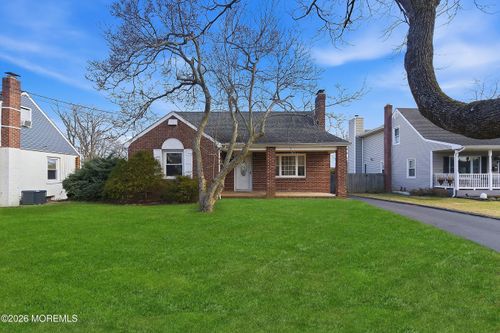 8 Sutphin Ave, Matawan, NJ, 07747-3316 | Card Image