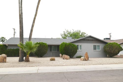 8337 E Meadowbrook Ave, Scottsdale, AZ, 85251-1749 | Card Image