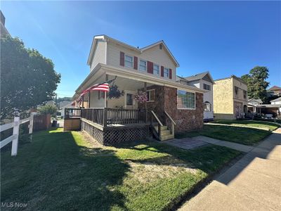 View of front of house with a front yard | Image 1