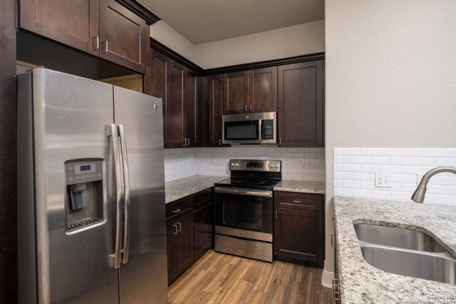UNIT-10 - 3067 View Ridge Dr, Condo with 2 bedrooms, 2 bathrooms and null parking in Spring Branch TX | Image 4
