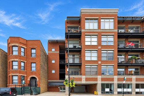 304-3260 N Clark St, Chicago, IL, 60657-1668 | Card Image