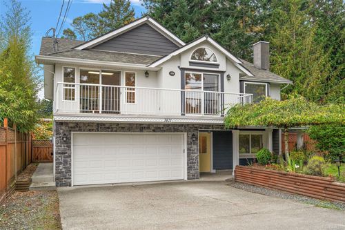2421 Tanner Rd, Central Saanich, BC, V8Z6K4 | Card Image