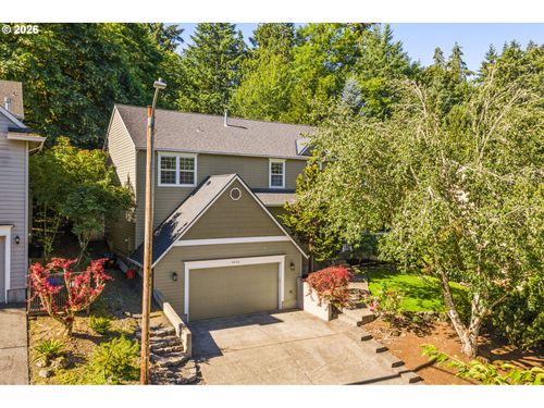 3208 Sw Luradel St, Portland, OR, 97219-6937 | Card Image