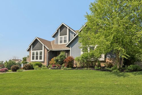 N60W13464 Tall Oak Court, Menomonee Falls, WI, 53051 | Card Image