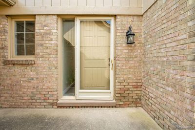 13420 Lillian Lane, Condo with 3 bedrooms, 3 bathrooms and null parking in Sterling Heights MI | Image 3