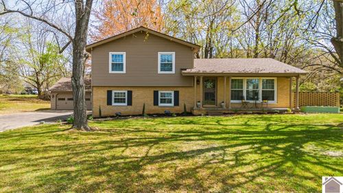 134 Edwards Dr, Paducah, KY, 42003-1214 | Card Image