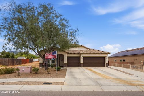 301 W Vista Monte Drive, Corona de Tucson, AZ, 85641 | Card Image