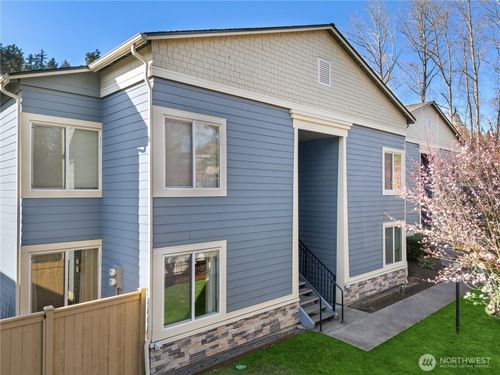 a104-11905 93rd Ave Ne, Kirkland, WA, 98034-3654 | Card Image