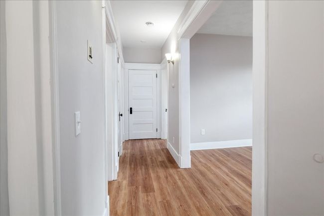 APT-6 - 6 Chatham Pl, Condo with 2 bedrooms, 1 bathrooms and 1 parking in Worcester MA | Image 5