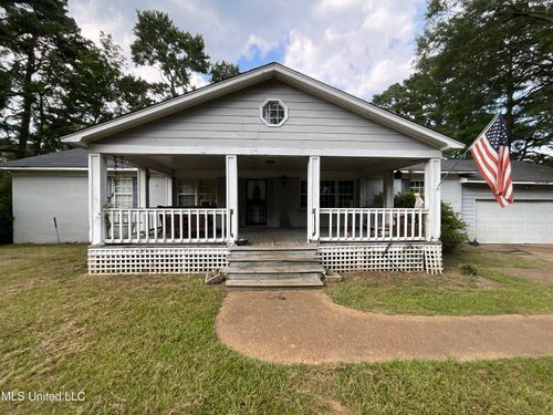 3065 Holly Springs Rd, Hernando, MS, 38632-8947 | Card Image