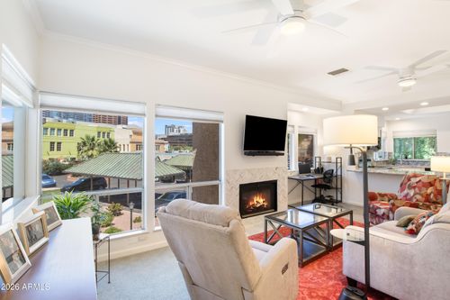 267-101 N 7th St, Phoenix, AZ, 85034-1057 | Card Image