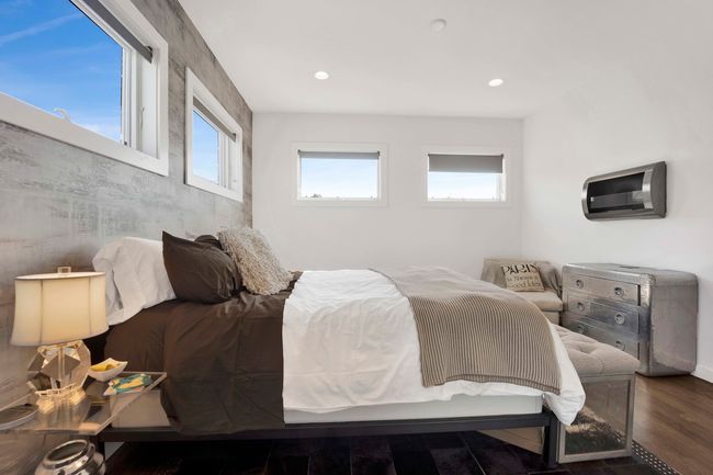 APT-3 - 2235 W Belden Ave, Condo with 3 bedrooms, 2 bathrooms and 1 parking in CHICAGO IL | Image 17