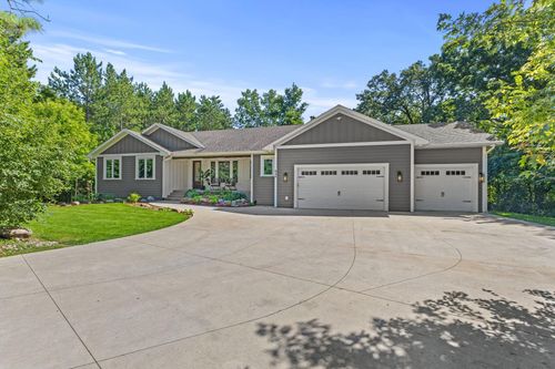 655 55th St Ne, Buffalo, MN, 55313-3728 | Card Image