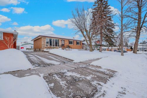 59 Morning Dew Dr, Brantford, ON, N3R3P1 | Card Image