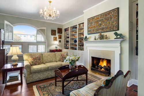 15 N Adgers Wharf, Charleston, SC, 29401-2518 | Card Image