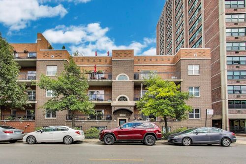 apt-202-4301 N Sheridan Rd, Chicago, IL, 60613-5392 | Card Image