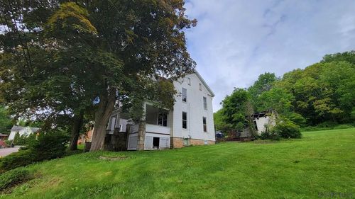 658 Listie Road, Listie, PA, 15549 | Card Image