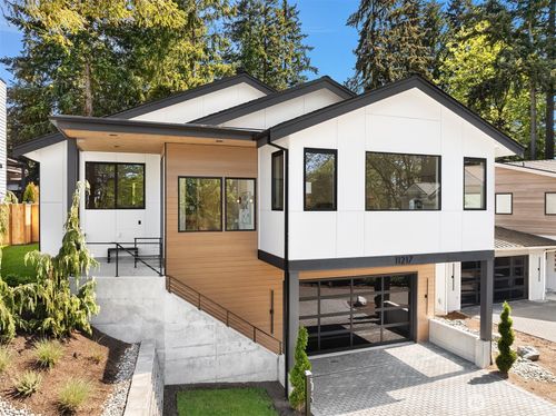 11217 Ne 103rd Pl, Kirkland, WA, 98033-5125 | Card Image