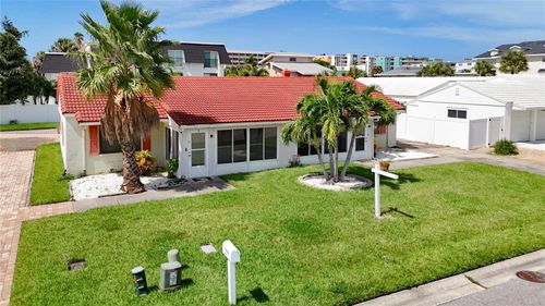 17008 2nd Street E, NORTH REDINGTON BEACH, FL, 33708 | Card Image