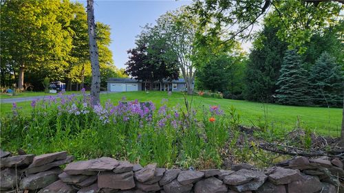 7383 Lakeside Rd, Ontario, NY, 14519-9357 | Card Image