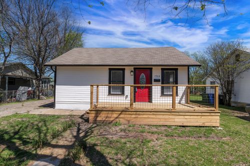 1908 S 19th St, Waco, TX, 76706-3017 | Card Image