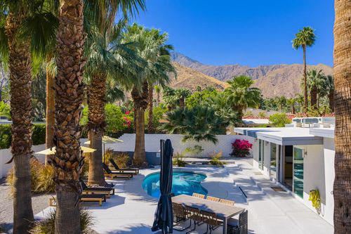 353 W Via Sol, Palm Springs, CA, 92262-4279 | Card Image