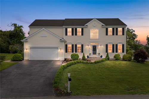 68 Anchor Dr, Portsmouth, RI, 02871-2921 | Card Image