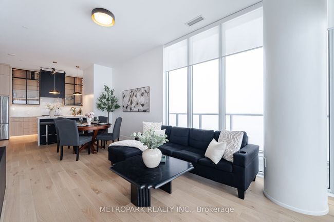PH215 - 9000 Jane St, Condo with 2 bedrooms, 3 bathrooms and null parking in Concord ON | Image 15