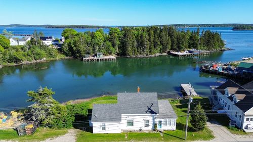 211 Main St, Jonesport, ME, 04649-3317 | Card Image