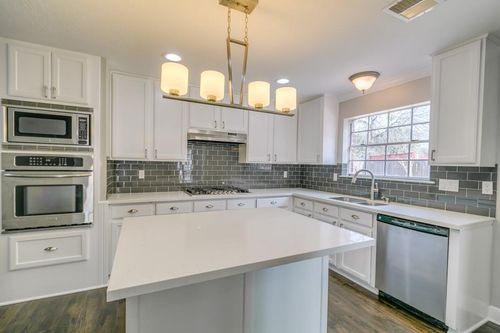 14022 Ragus Lake Dr, Sugar Land, TX, 77498-2414 | Card Image