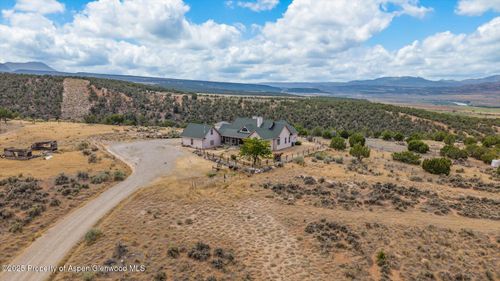 7517 County Road 306, Parachute, CO, 81635-9400 | Card Image