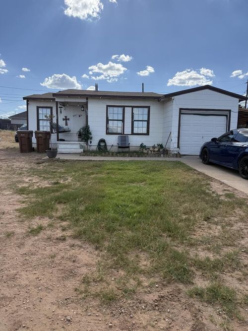 1200 Grafa St, Big Spring, TX, 79720-5113 | Card Image