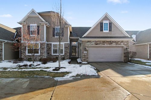 5608 Gallery Park Dr, Ann Arbor, MI, 48103-5062 | Card Image