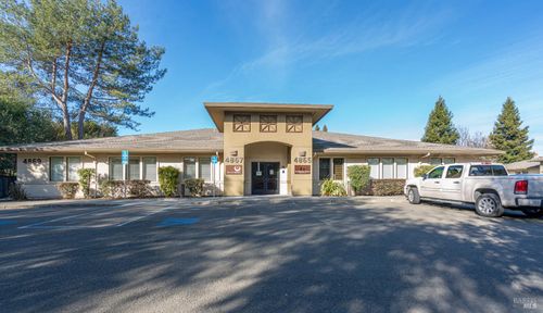 102-4865 Old Redwood Hwy, Santa Rosa, CA, 95403-1415 | Card Image