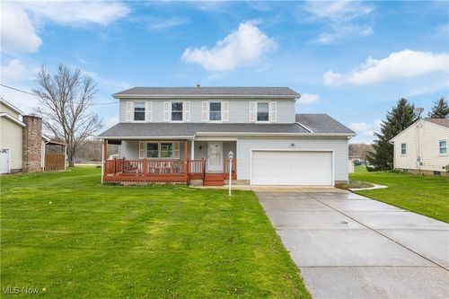 3163 Driftwood Rd, Norton, OH, 44203-5245 | Card Image