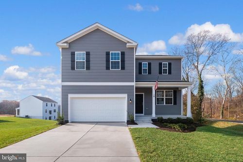 526 Atkinson St, SHENANDOAH JUNCTION, WV, 25442-4863 | Card Image