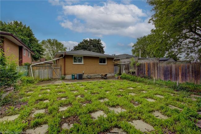 46 Elmwood Ave, House other with 6 bedrooms, 2 bathrooms and 4 parking in Cambridge ON | Image 29