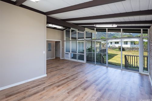 52 Niolopa Pl, Honolulu, HI, 96817-1450 | Card Image